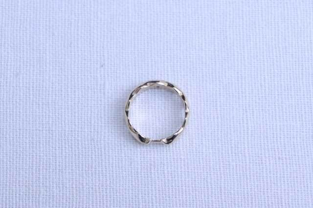 Wave baby ring